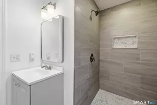 6 Heritage Ln, Simsbury, CT 06070 - Photo 17