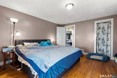 24 East Main Street, North Canaan, CT 06018 - Photo 17