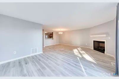 10 Clubhouse Drive #10, Cromwell, CT 06416 - Photo 13