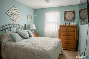 8B Kayview Ave, Bethel, CT 06801 - Photo 11