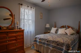 8B Kayview Ave, Bethel, CT 06801 - Photo 9