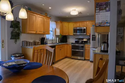 8B Kayview Avenue, Bethel, CT 06801 - Photo 3