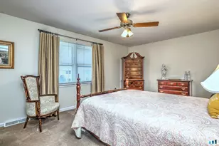 25 Carriage Path N, Milford, CT 06460 - Photo 33