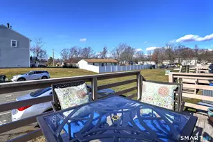 25 Carriage Path N, Milford, CT 06460 - Photo 19