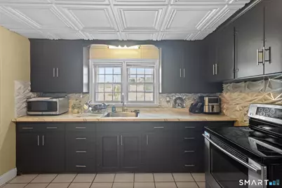 168 Hubbard Road, Hartford, CT 06114 - Photo 11