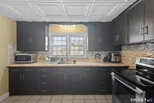 168 Hubbard Rd, Hartford, CT 06114 - Photo 11