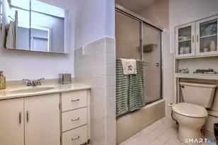 690 Forest Rd, West Haven, CT 06516 - Photo 31