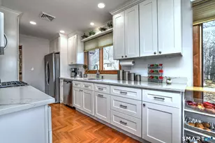 690 Forest Rd, West Haven, CT 06516 - Photo 21