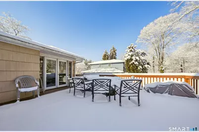 10 Algonquin Road, Norwalk, CT 06851 - Photo 23