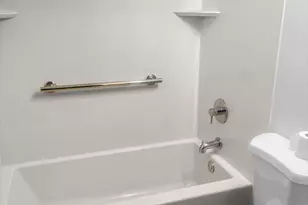 532 Carroll Ave, Bridgeport, CT 06607 - Photo 23