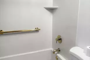 532 Carroll Ave, Bridgeport, CT 06607 - Photo 21