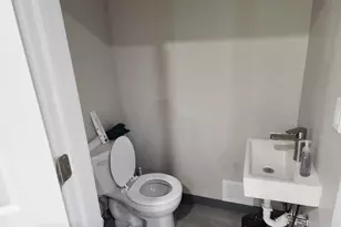 16 Church St, Voluntown, CT 06384 - Photo 9