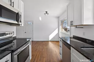 25 Oslo St, Groton, CT 06355 - Photo 11