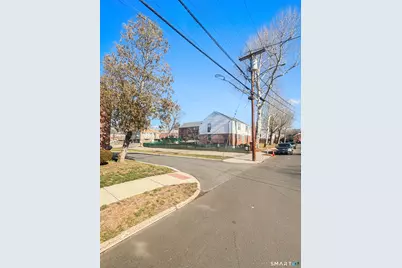 163 Louisiana Avenue #163, Bridgeport, CT 06610 - Photo 31