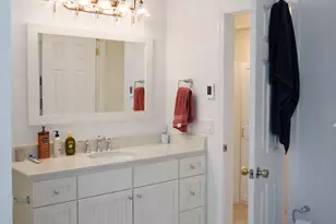 2 Mansfield Grove Rd, East Haven, CT 06512 - Photo 19