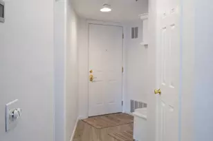 2 Mansfield Grove Rd, East Haven, CT 06512 - Photo 13