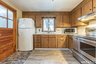 190 Chestnut St, Manchester, CT 06040 - Photo 5