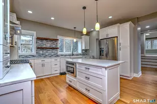 884 Grassy Hill Rd, Orange, CT 06477 - Photo 19