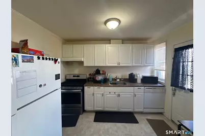 211 Louisiana Avenue #D, Bridgeport, CT 06610 - Photo 9