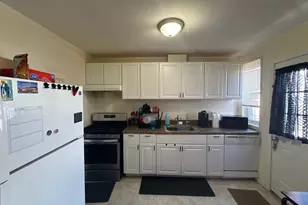 211 Louisiana Ave, Bridgeport, CT 06610 - Photo 9