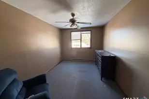 483 Cestnut Hill Ave, Waterbury, CT 06704 - Photo 5