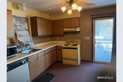 483 Cestnut Hill Avenue, Waterbury, CT 06704 - Photo 1