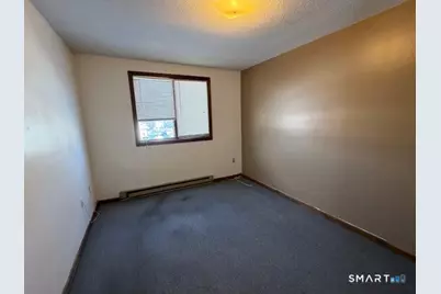 483 Cestnut Hill Avenue, Waterbury, CT 06704 - Photo 13