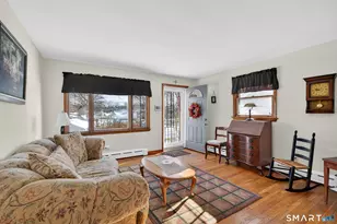 27 Robinwood Rd, Waterbury, CT 06708 - Photo 25