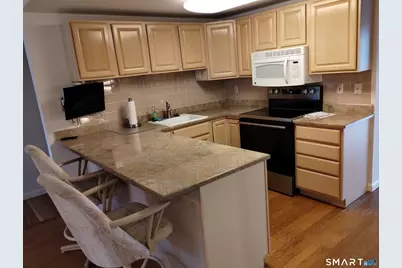 523 Popes Island Road #523, Milford, CT 06461 - Photo 7