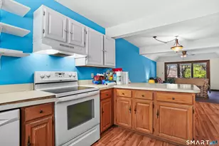 1655 North Colony Rd, Meriden, CT 06450 - Photo 9