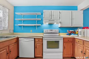 1655 North Colony Rd, Meriden, CT 06450 - Photo 7