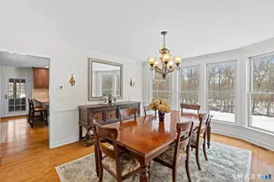 35 Davenport Farm Ln E, Stamford, CT 06903 - Photo 7