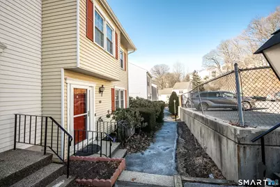 55 Mill Plain Road #17-6, Danbury, CT 06811 - Photo 3