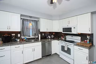 3 Whitlock Ave, Bethel, CT 06801 - Photo 15