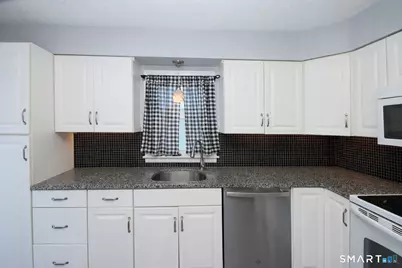 3 Whitlock Avenue, Bethel, CT 06801 - Photo 17