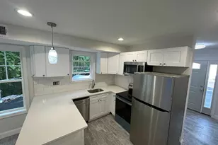 1083 Whalley Ave, New Haven, CT 06515 - Photo 5