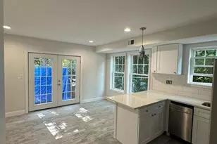 1083 Whalley Ave, New Haven, CT 06515 - Photo 3