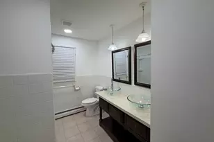 12 Hilltop Ave, Waterbury, CT 06708 - Photo 3