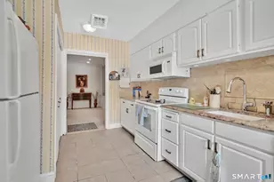 799 Prospect Ave, West Hartford, CT 06105 - Photo 7