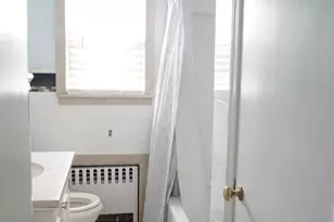 228 Jennings Rd, Fairfield, CT 06825 - Photo 9