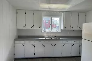 70 Prospect St, Norwich, CT 06360 - Photo 11