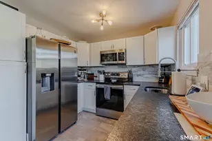 417 Churchill Dr, Newington, CT 06111 - Photo 11