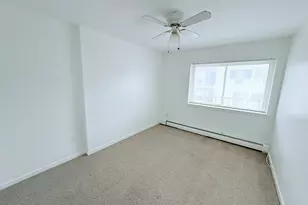 900 Hope St, Stamford, CT 06907 - Photo 11