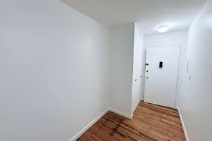 900 Hope St, Stamford, CT 06907 - Photo 3