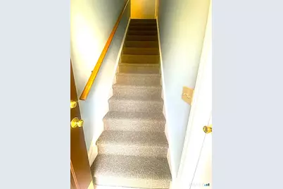 27 Crows Nest Lane #4B, Danbury, CT 06810 - Photo 3