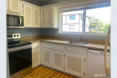 27 Crows Nest Lane #4B, Danbury, CT 06810 - Photo 5