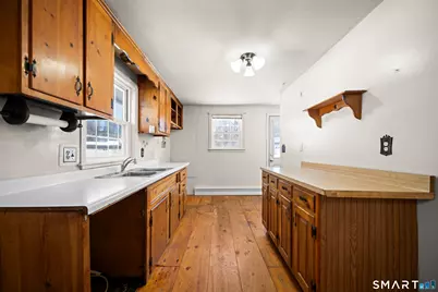 50 Roosevelt Boulevard, Enfield, CT 06082 - Photo 7