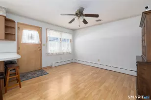 65 Rosengarten Dr, Waterbury, CT 06704 - Photo 15