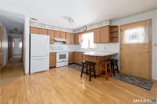 65 Rosengarten Dr, Waterbury, CT 06704 - Photo 13