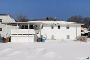 65 Rosengarten Dr, Waterbury, CT 06704 - Photo 5